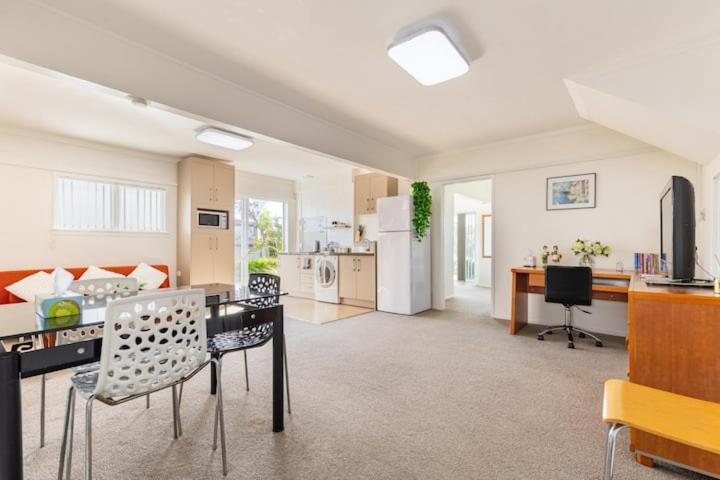Your Home In Cockle Bay Auckland Exteriér fotografie
